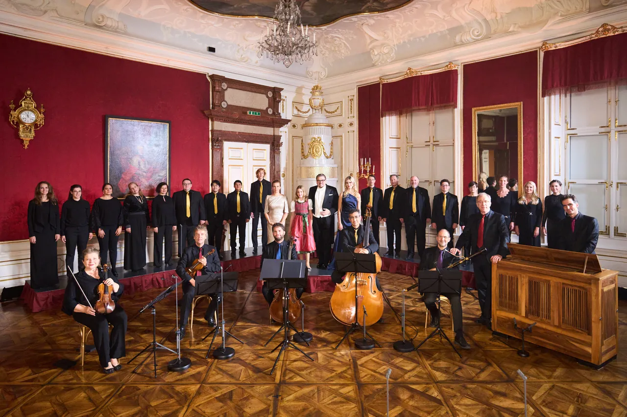 Ensemble Zefiro and Bachchor Salzburg with Michael Schade, Leopoldine Richards and Miriam Kutrowatz at the DomQuartier Salzburg